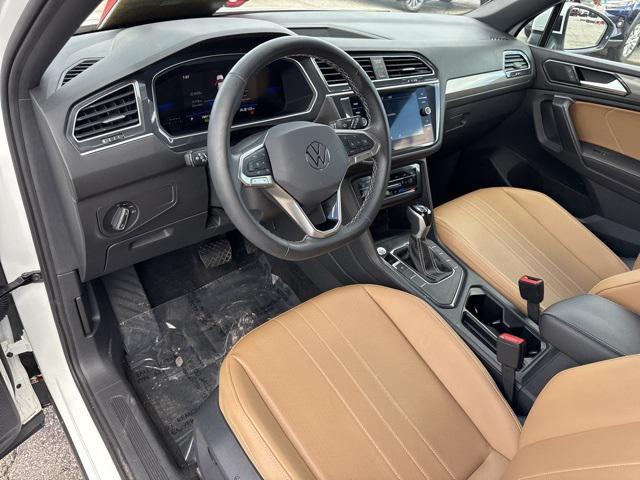 Photo of 2024 Pure White Volkswagen Tiguan