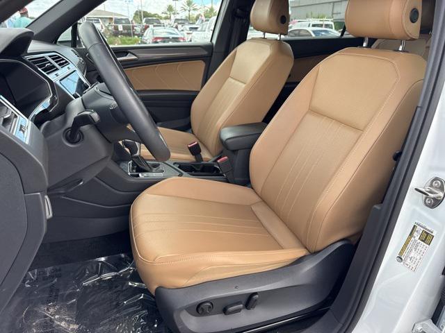 Photo of 2024 Pure White Volkswagen Tiguan