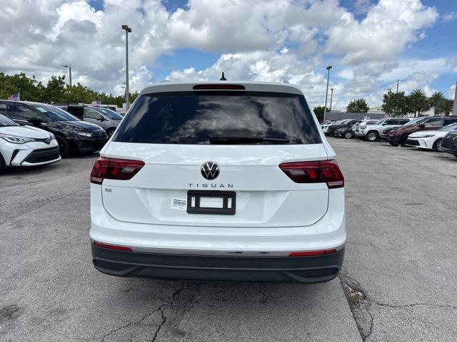 Photo of 2024 Pure White Volkswagen Tiguan