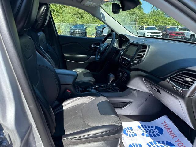 Photo of 2022 Billet Silver Metallic Clearcoat Jeep Cherokee