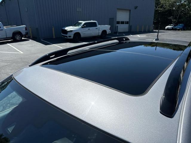 Photo of 2022 Billet Silver Metallic Clearcoat Jeep Cherokee
