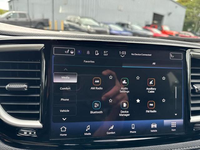 Photo of 2023 Ceramic Gray Clearcoat Chrysler Pacifica Hybrid