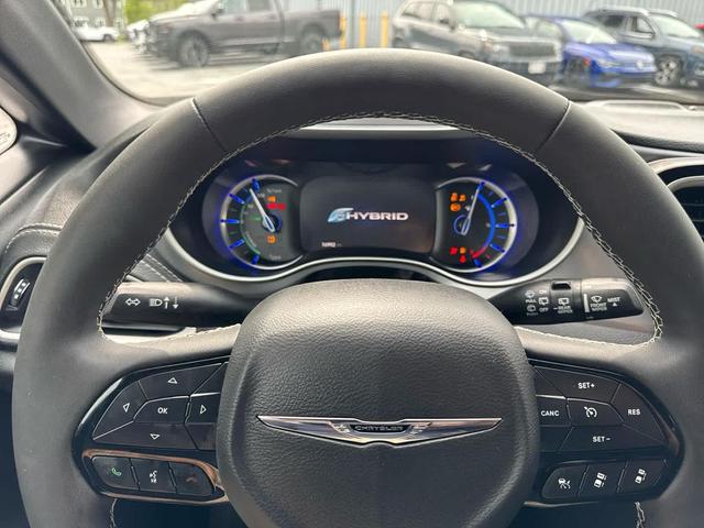 Photo of 2023 Ceramic Gray Clearcoat Chrysler Pacifica Hybrid