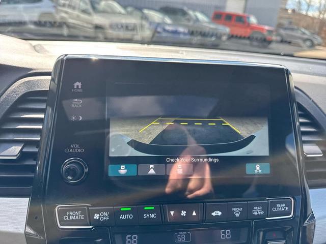 Photo of 2022 Platinum White Pearl Honda Odyssey