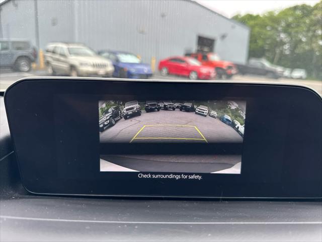 Photo of 2022 White Mazda CX-30