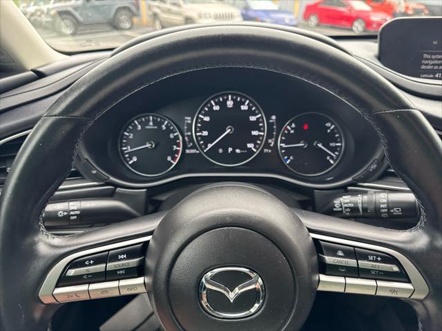 Photo of 2022 White Mazda CX-30