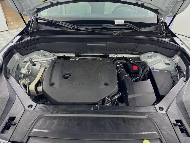 Photo of 2025 Grey Volvo XC90