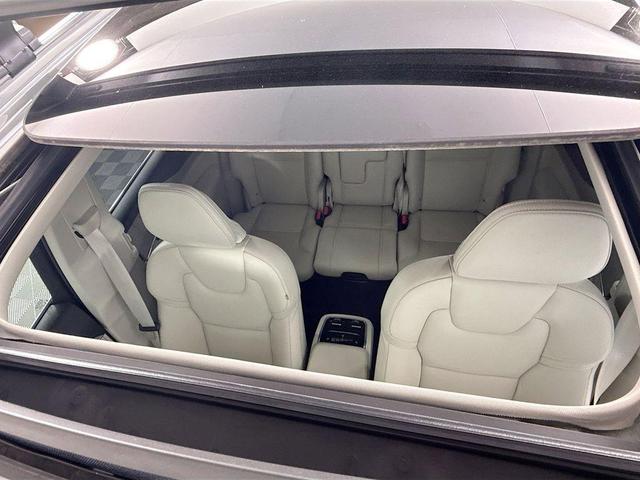 Photo of 2025 Grey Volvo XC90