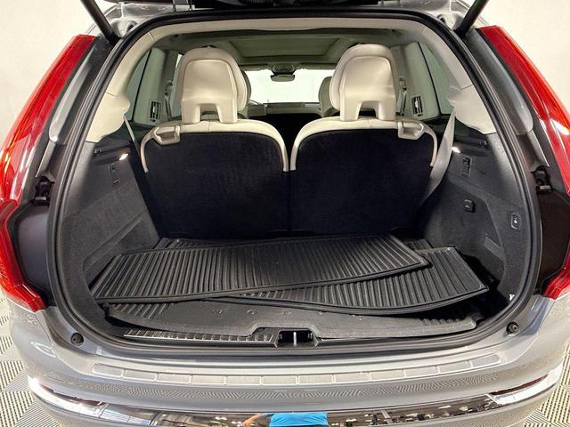 Photo of 2025 Grey Volvo XC90