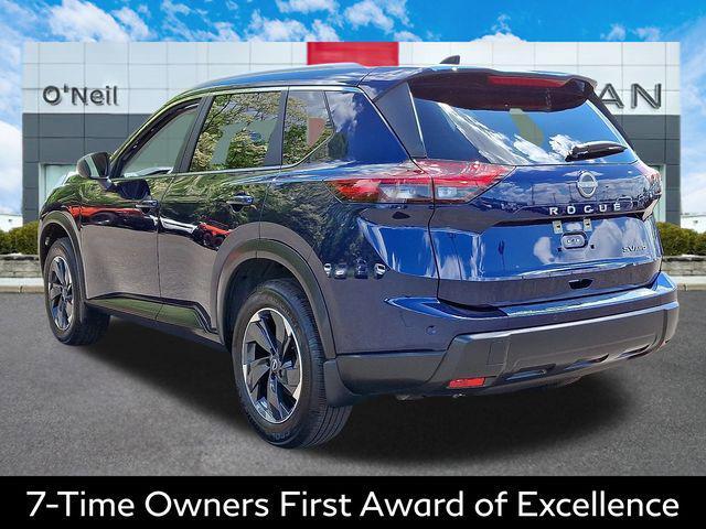 Photo of 2024 Deep Ocean Blue Pearl Nissan Rogue