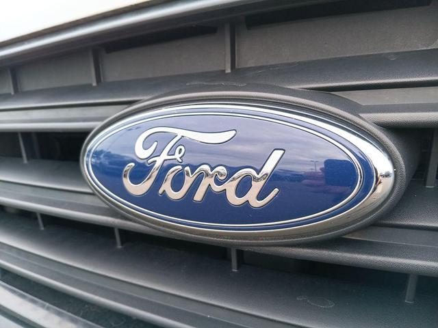 Photo of 2020 Frozen White Ford Transit Connect