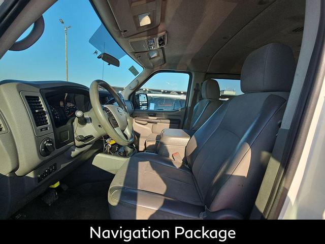 Photo of 2018 Pearl White Nissan NV Passenger NV3500 HD