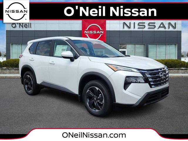 Photo of 2025 Everest White Pearl Nissan Rogue