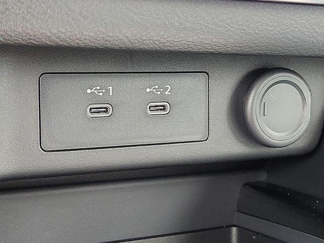 Photo of 2025 Everest White Pearl Nissan Rogue