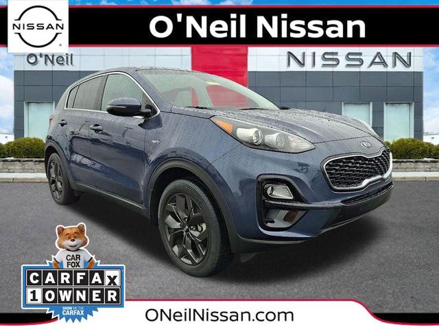 Photo of 2022 Pacific Blue Kia Sportage
