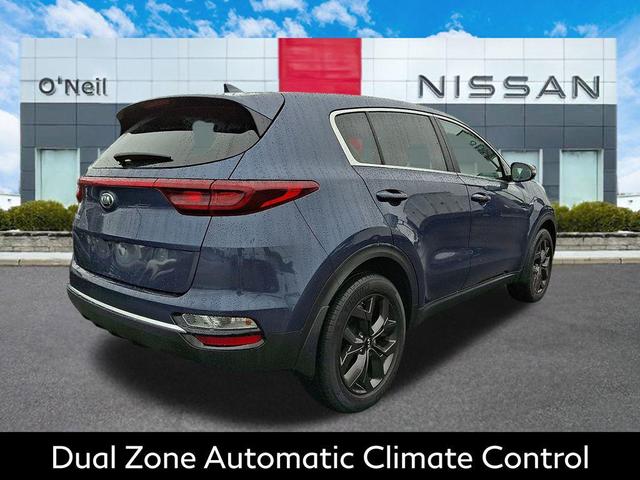 Photo of 2022 Pacific Blue Kia Sportage