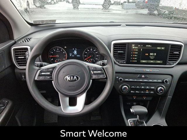 Photo of 2022 Pacific Blue Kia Sportage