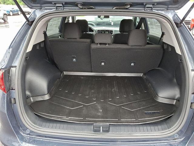 Photo of 2022 Pacific Blue Kia Sportage