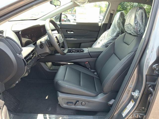 Photo of 2025 Gun Metallic Nissan Murano