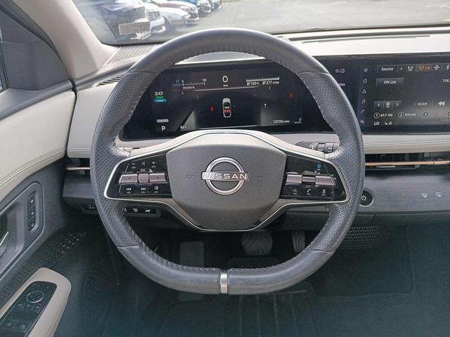 Photo of 2024 Boulder Gray Pearl/Black Diamond Pearl Nissan ARIYA