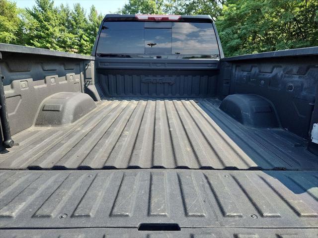 Photo of 2021 Onyx Black GMC Sierra 2500