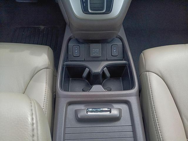 Photo of 2014 Teal Green Honda CR-V
