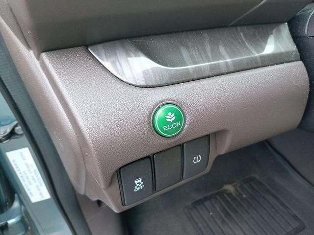 Photo of 2014 Teal Green Honda CR-V