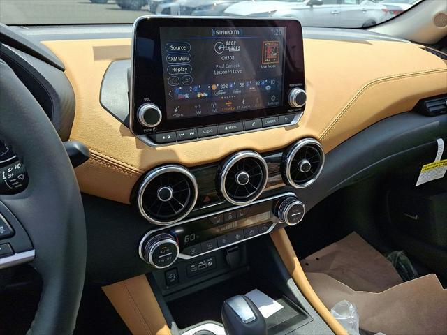 Photo of 2025 Aspen White Tricoat Nissan Sentra