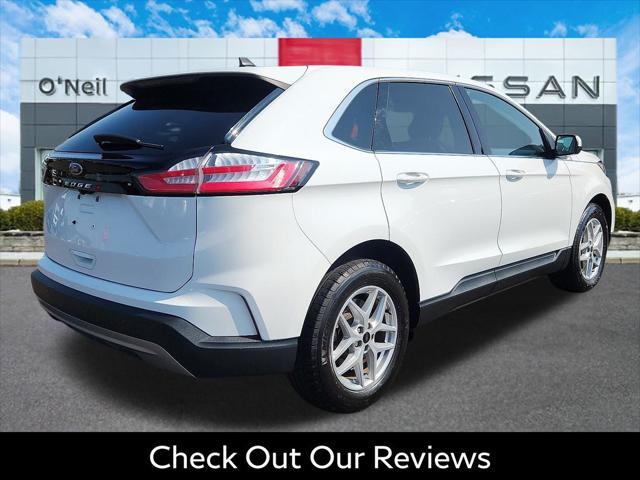 Photo of 2023 Oxford White Ford Edge
