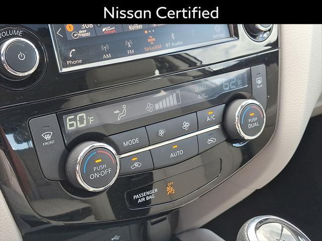 Photo of 2022 Pearl White Tricoat Nissan Rogue Sport