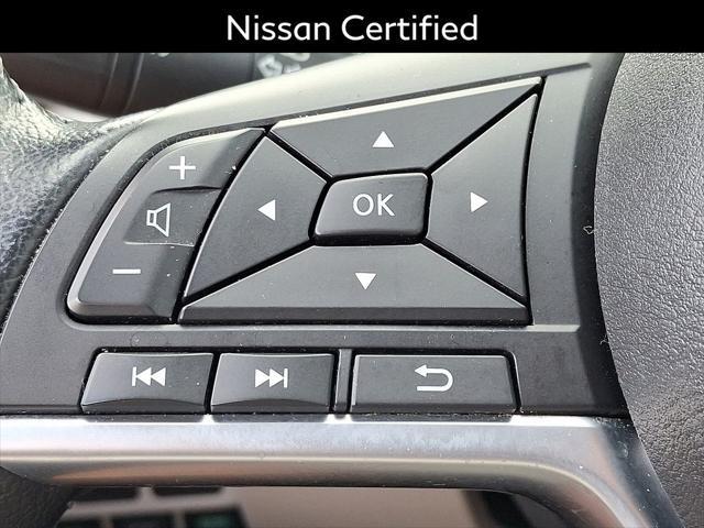 Photo of 2022 Pearl White Tricoat Nissan Rogue Sport
