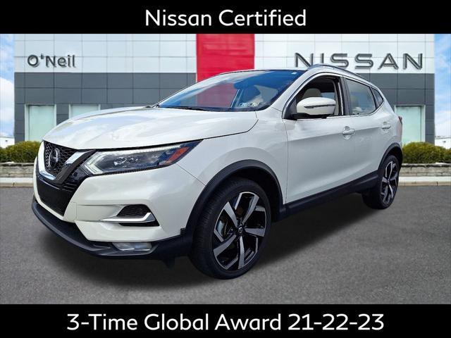 Photo of 2022 Pearl White Tricoat Nissan Rogue Sport