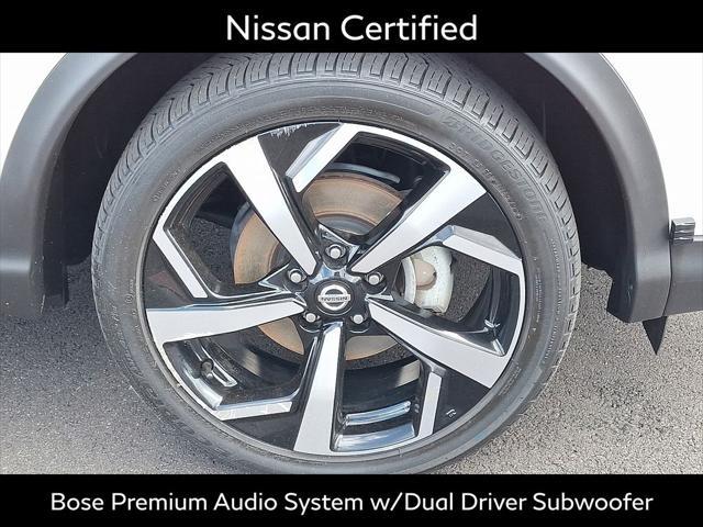 Photo of 2022 Pearl White Tricoat Nissan Rogue Sport