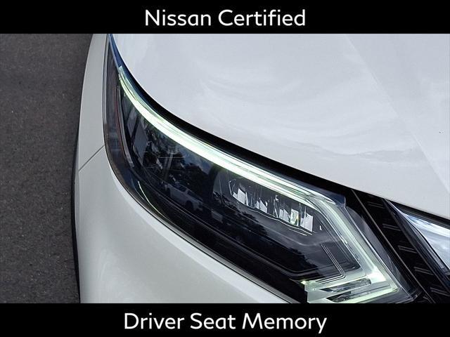 Photo of 2022 Pearl White Tricoat Nissan Rogue Sport