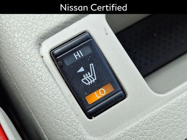 Photo of 2022 Pearl White Tricoat Nissan Rogue Sport