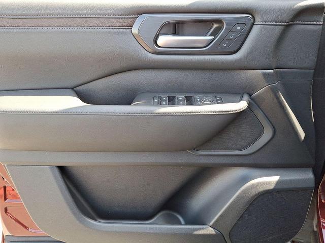 Photo of 2025 Coulis Red Pearl Nissan Armada