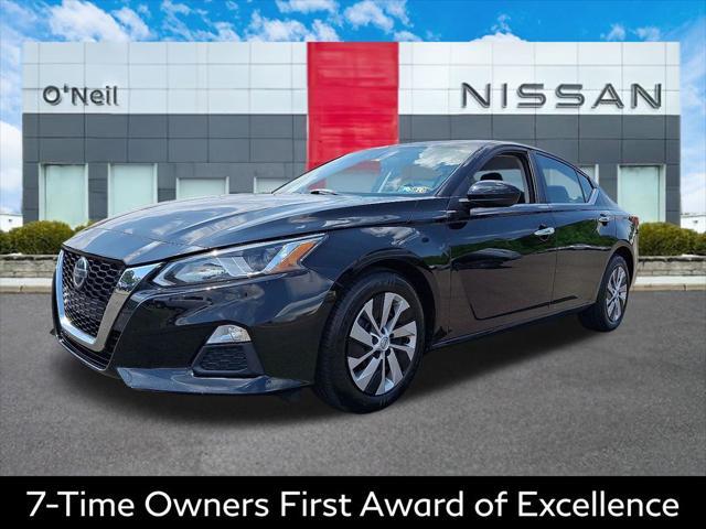 Photo of 2020 Super Black Nissan Altima