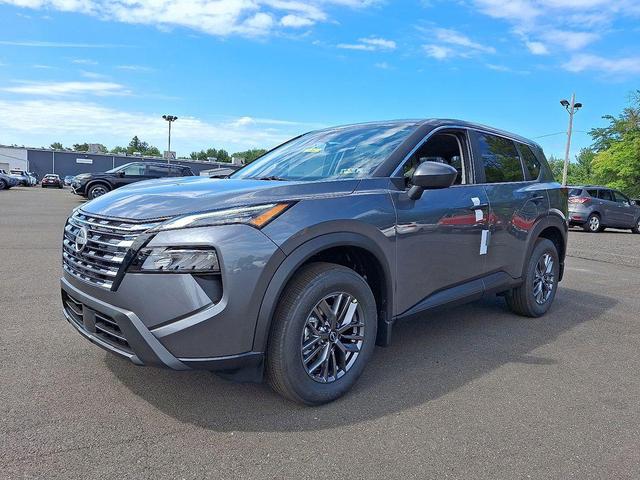 Photo of 2026 Gun Metallic Nissan Rogue