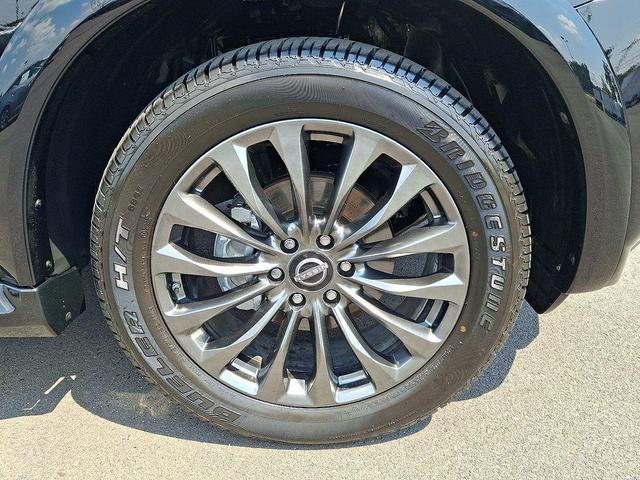 Photo of 2024 Super Black Nissan Armada