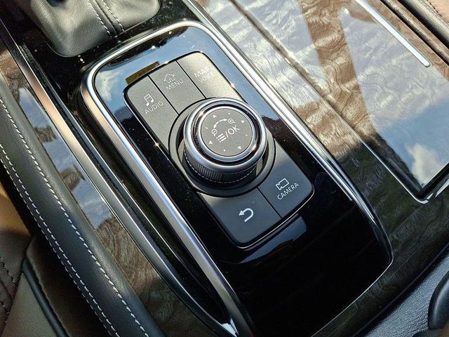 Photo of 2024 Super Black Nissan Armada
