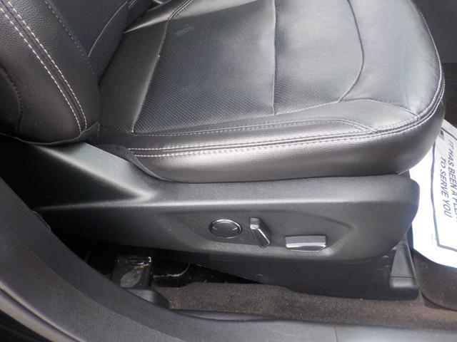 Photo of 2018 Black Ford Explorer