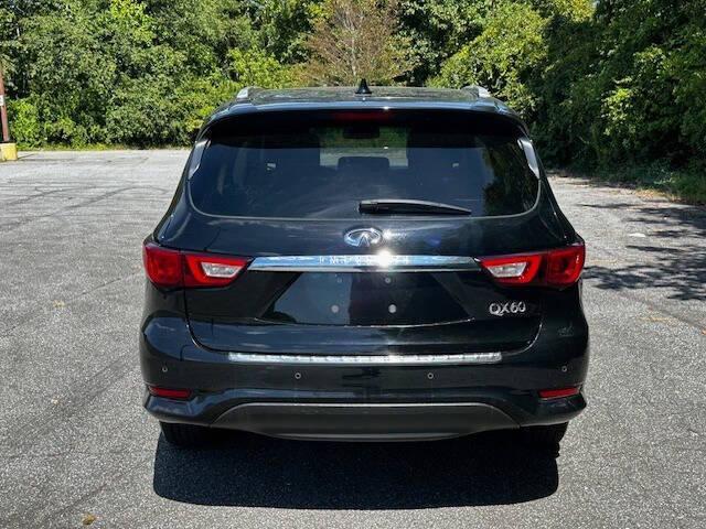 Photo of 2017 Black Obsidian INFINITI QX60