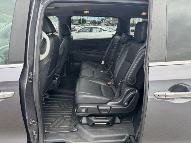 Photo of 2023 Gray Honda Odyssey