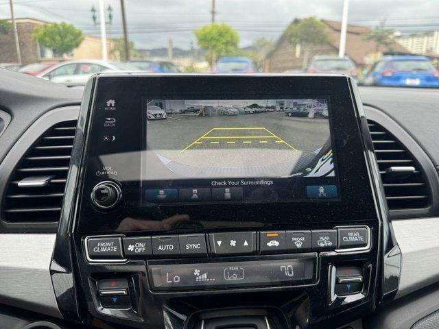 Photo of 2023 Gray Honda Odyssey