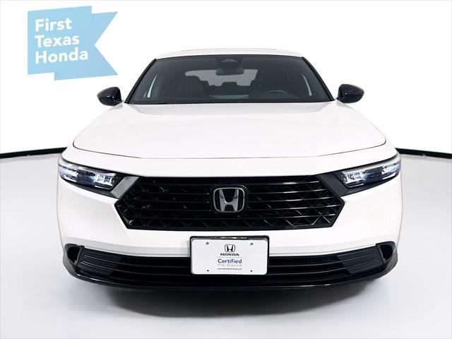 Photo of 2025 Platinum Honda Accord Hybrid