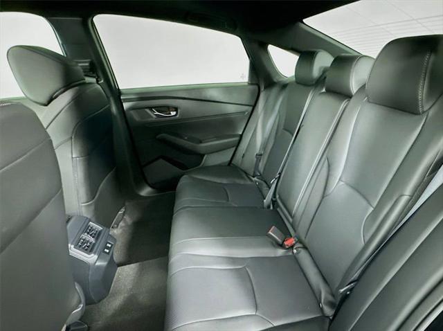 Photo of 2025 Platinum Honda Accord Hybrid