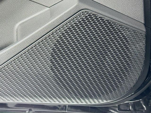 Photo of 2025 Platinum Honda Accord Hybrid