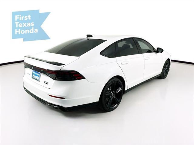 Photo of 2025 Platinum Honda Accord Hybrid
