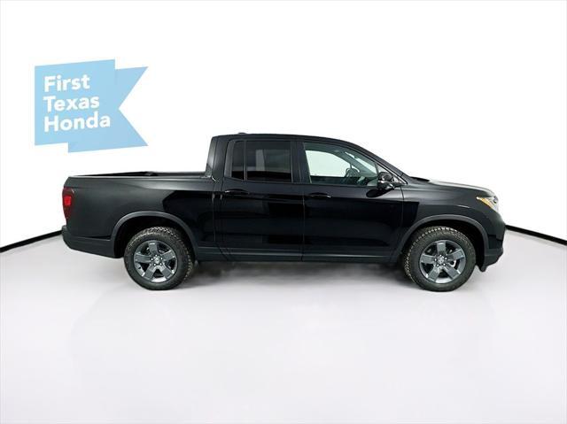 Photo of 2025 Crystal Black Pearl Honda Ridgeline