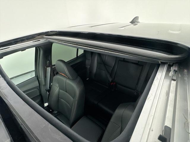Photo of 2025 Crystal Black Pearl Honda Ridgeline